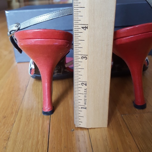 Kenneth Cole Heels - Picture 5 of 8